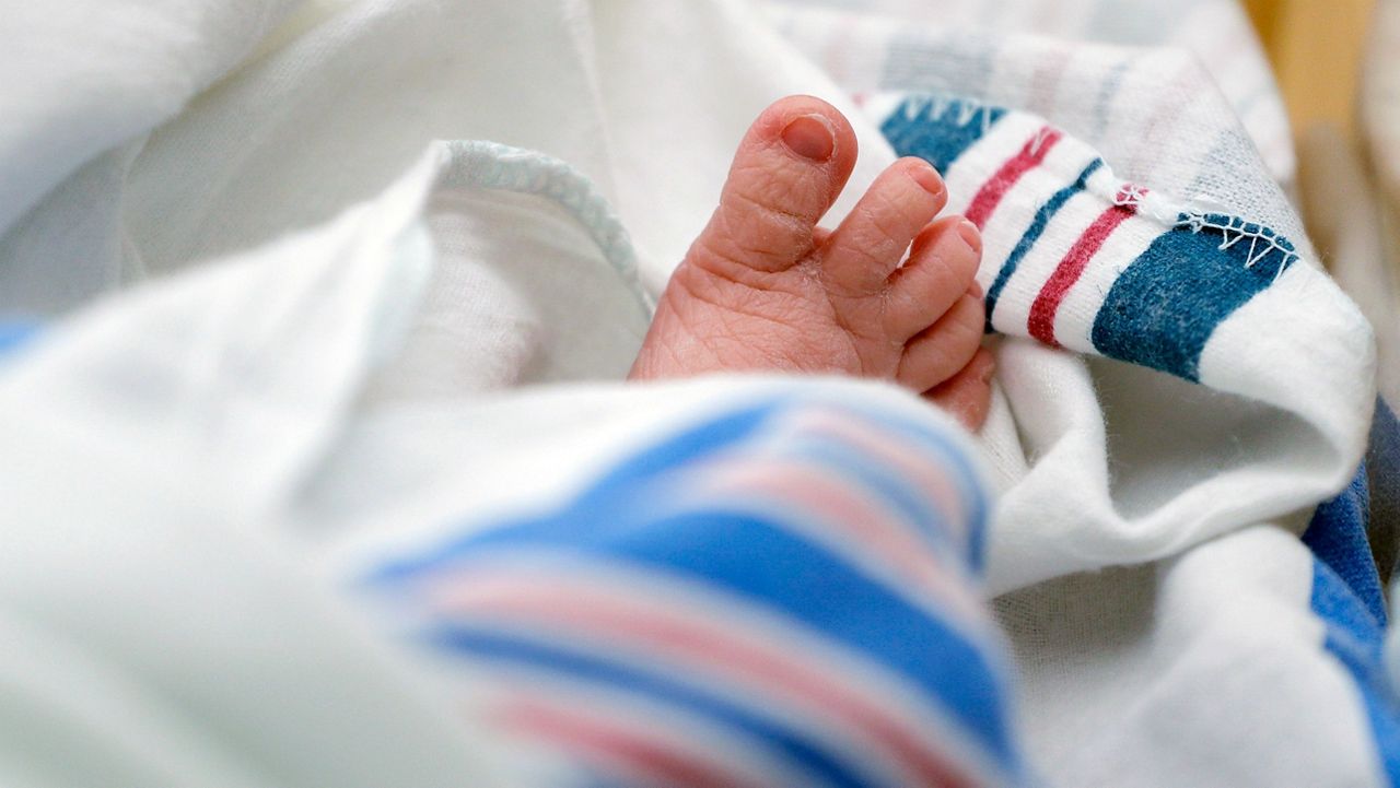 Hochul unveils plan to combat maternal, infant mortality - Vimarsana News